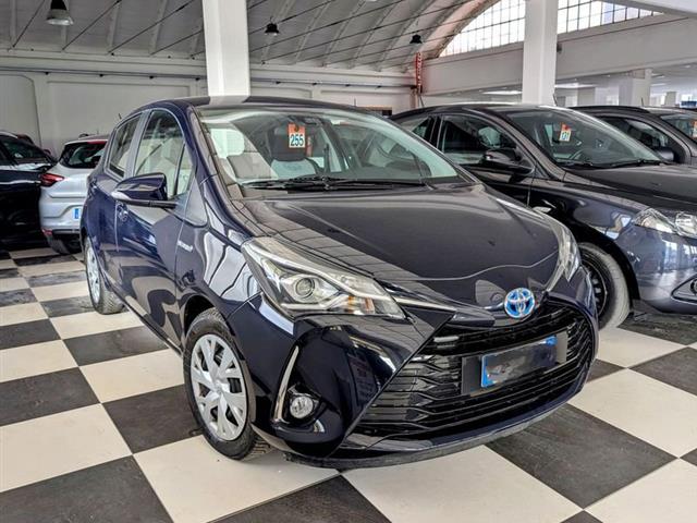 TOYOTA YARIS 1.5 Hybrid 5 porte Business