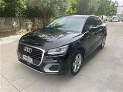 AUDI Q2 30 TDI S tronic Business