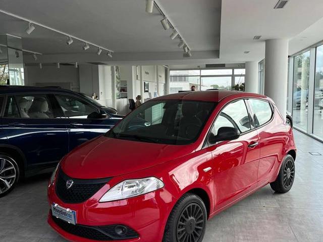 LANCIA YPSILON 1.3 MJT 16V 95 CV 5 porte S&S Elefantino Blu