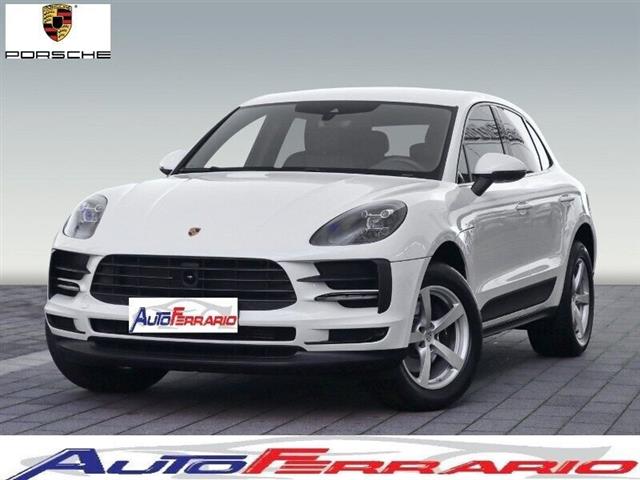 PORSCHE MACAN 2.0