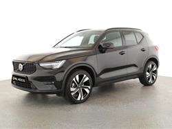 VOLVO XC40 B4 ULTIMATE DARK LED PANO NAVI ACC