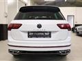 VOLKSWAGEN TIGUAN 2.0 TDI 150 CV SCR DSG R-Line NEW MODEL