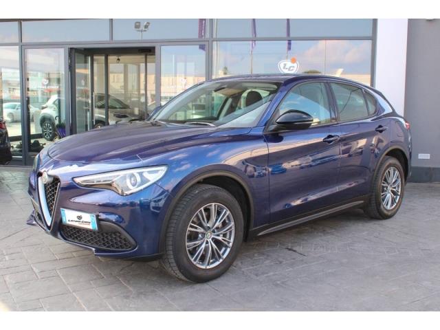 ALFA ROMEO Stelvio 2.2 t Business Q4 190cv auto Con NAVIGATORE