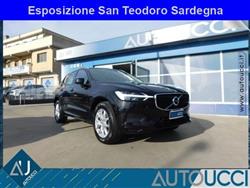 VOLVO XC60 B4 (d) AWD Geartronic Momentum