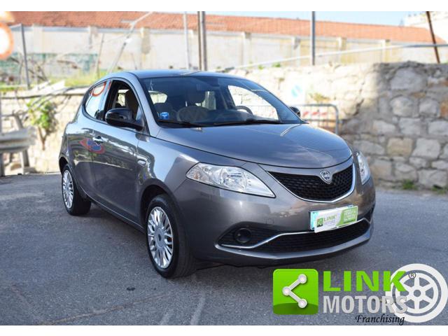 LANCIA YPSILON 1.2 69 CV 5 porte PER NEOPATENTATI !!!