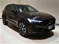 VOLVO XC60 B4 (d) AWD automatico Ultimate Dark