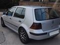 VOLKSWAGEN Golf 1.6 16V 5 porte Highline