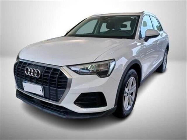 AUDI Q3 35 TDI S tronic Business