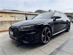 AUDI A4 AVANT RS 4 Avant 4.2 V8 FSI quattro S tronic