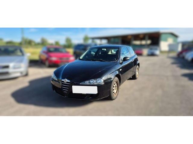 ALFA ROMEO 147 1.9 JTD (115 CV)