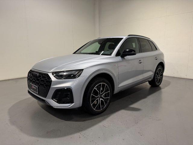 AUDI Q5 40 TDI QUATTRO S-TRONIC IDENTITY BLACK