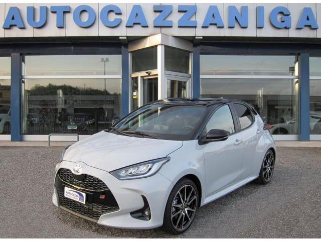 TOYOTA YARIS 1.5 HYBRID 130cv GR SPORT MODELLO 2024 NUOVE