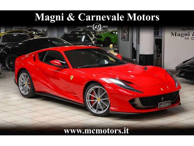 FERRARI 812 SUPERFAST SUPERFAST|LIFT SYSTEM|DISPLAY PASS|HI-FI|APPLE