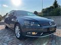 VOLKSWAGEN PASSAT 2.0 TDI Highline BlueM. Tech.