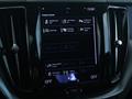 VOLVO XC60 B4 (d) AWD Geartronic Momentum Pro MHEV/VIRTUAL