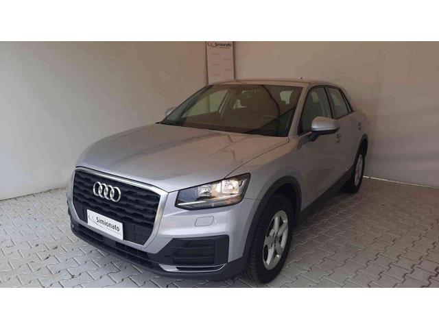 AUDI Q2 30 TDI Business