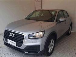 AUDI Q2 30 TDI Business