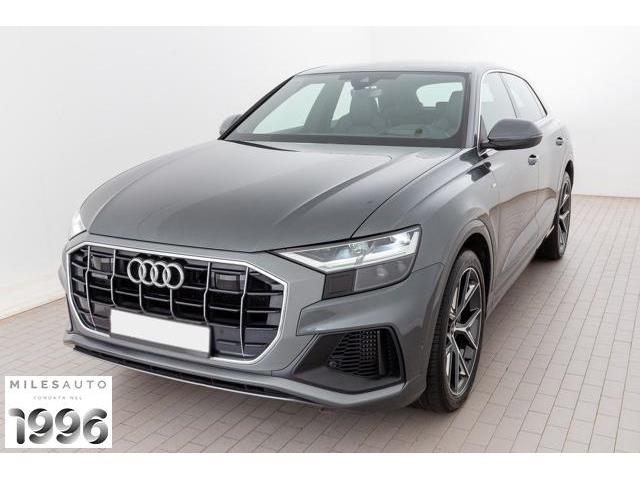 AUDI Q8 55 TFSIe PLUG-IN ELETTRICA