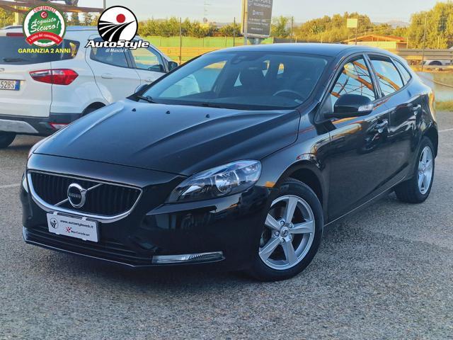 VOLVO V40 D2 Kinetic