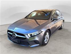 MERCEDES CLASSE A A 180 d Automatic Business Extra