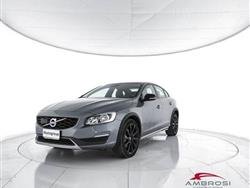 VOLVO S60 Cross Country D4 AWD Geartronic Summum
