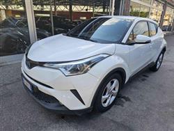 TOYOTA C-HR 1.8 Hybrid E-CVT Business