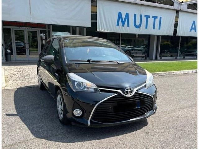 TOYOTA YARIS 1.5 Hybrid 5 porte Business