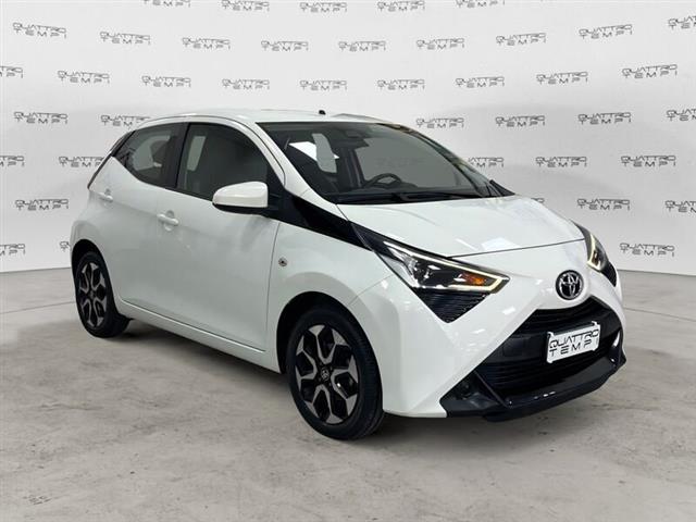 TOYOTA AYGO Connect 1.0 VVT-i 72 CV 5 porte x-fun