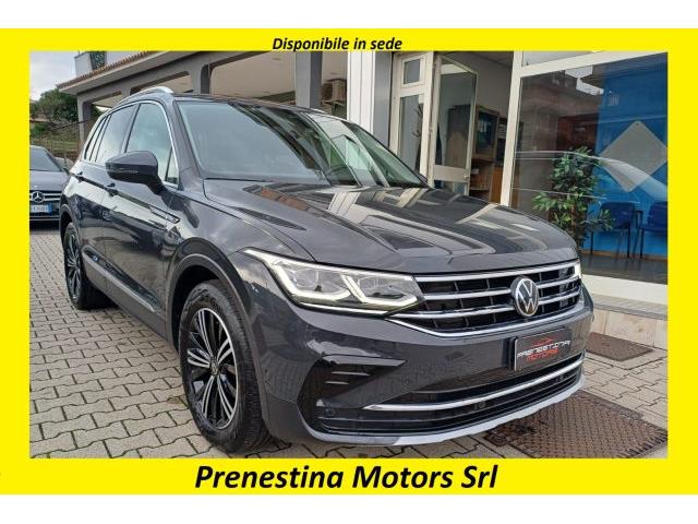 VOLKSWAGEN TIGUAN 2.0 TDI 150 CV SCR DSG Elegance