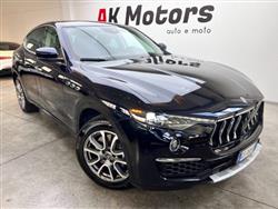 MASERATI LEVANTE V6 AWD Granlusso