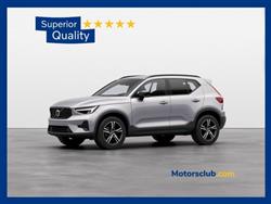 VOLVO XC40 B3 Mild Hybrid automatico Plus Dark - MY25