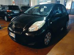 TOYOTA YARIS 1.3 5 porte