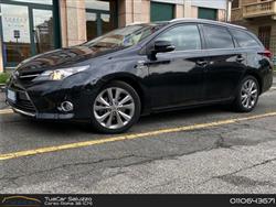 TOYOTA AURIS Lounge 1.8 HEV