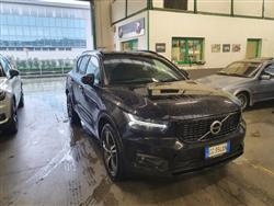 VOLVO XC40 RECHARGE HYBRID T5 Recharge Plug-in Hybrid R-design