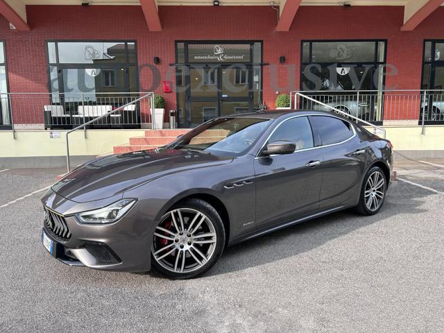 MASERATI GHIBLI V6 Diesel 275 CV Gransport