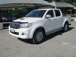 TOYOTA HILUX + IVA !!! 3.0 D-4D aut.4WD 4p. DC Stylex