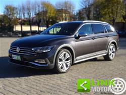 VOLKSWAGEN PASSAT 2.0 BiTDI 4Motion DSG 240CV Garantita