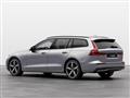 VOLVO V60 B4 automatico Ultra Dark - MY25