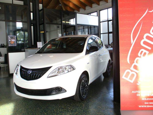 LANCIA YPSILON 1.0 FireFly 5p S&S Hybrid Silver PLUS - PRONTA