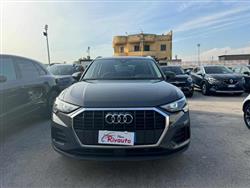 AUDI Q3 35 TDI S tronic IVA ESPOSTA