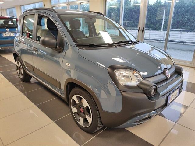 FIAT PANDA 1.0 FireFly S&S Hybrid City Cross