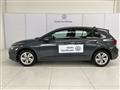 VOLKSWAGEN GOLF 1.0 eTSI EVO DSG Life