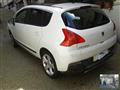 PEUGEOT 3008 2.0 HDi 163 CV aut. Business