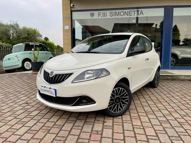 LANCIA YPSILON 1.0 FireFly 70CV S&S Hybrid Platino - KM0