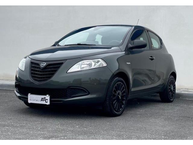 LANCIA YPSILON 1.2 BENZ GPL 69 CV 5 porte Ecochic OK NEOPATENTATI