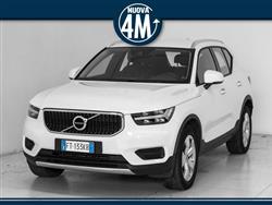 VOLVO XC40 T3 Momentum