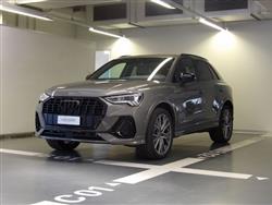 AUDI Q3 45 TFSI e S tronic Identity Black