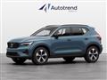 VOLVO XC40 B3 automatico Plus Dark