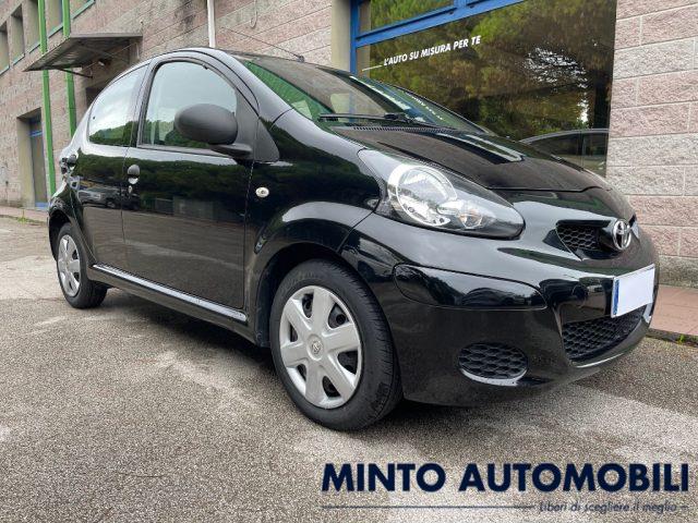 TOYOTA AYGO 5 PORTE 1.0 68CV CLIMA ADATTA PER NEOPATENTATI