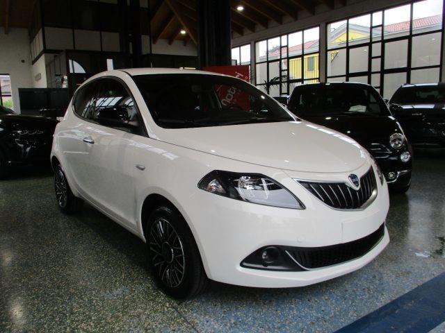 LANCIA YPSILON 1.0 Hybrid Platino - Carplay/Camera